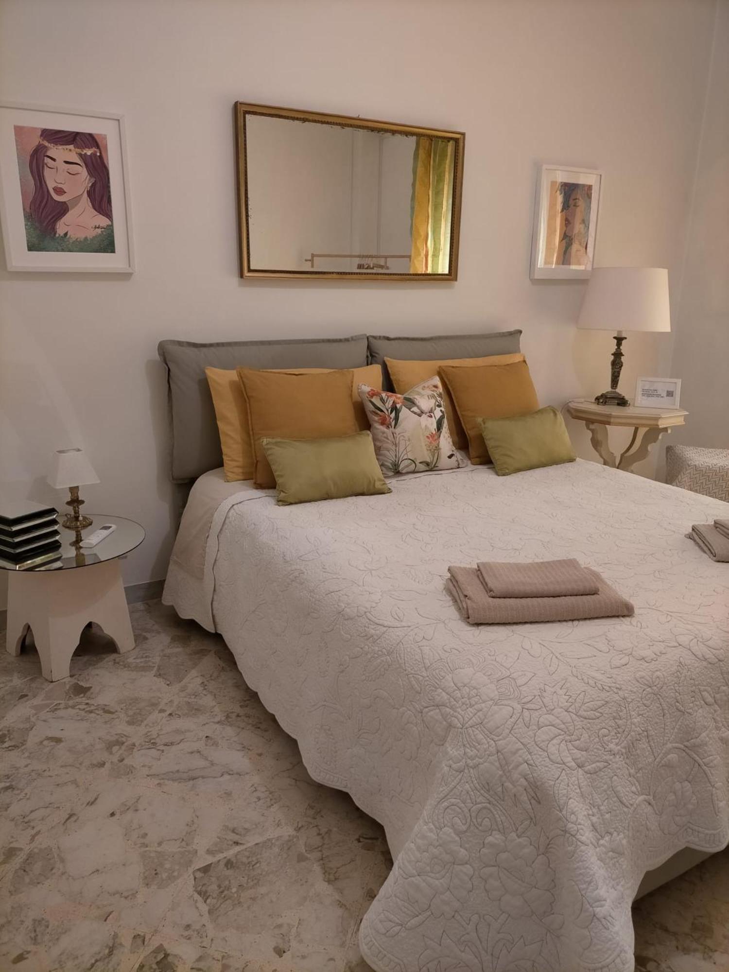Betel House - Bari Central Apartment Екстер'єр фото